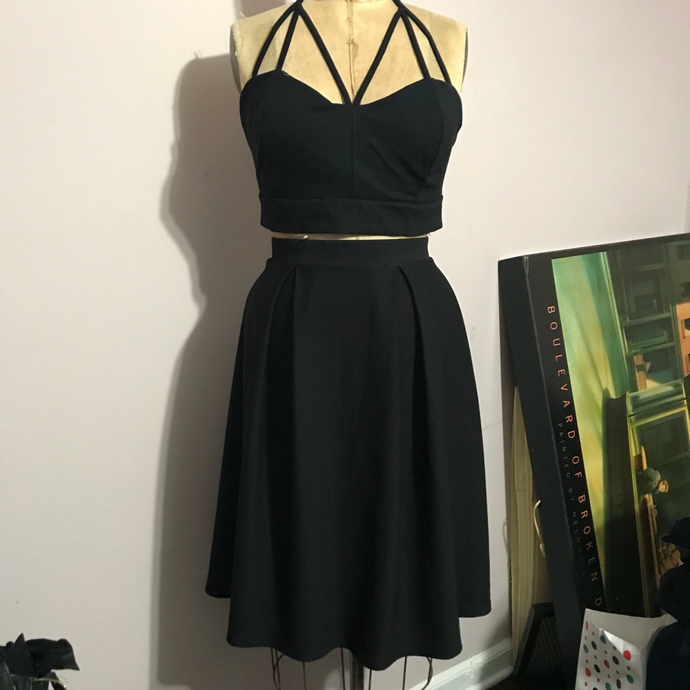 Dorothy Perkins Pleated Midi Skirt size 18